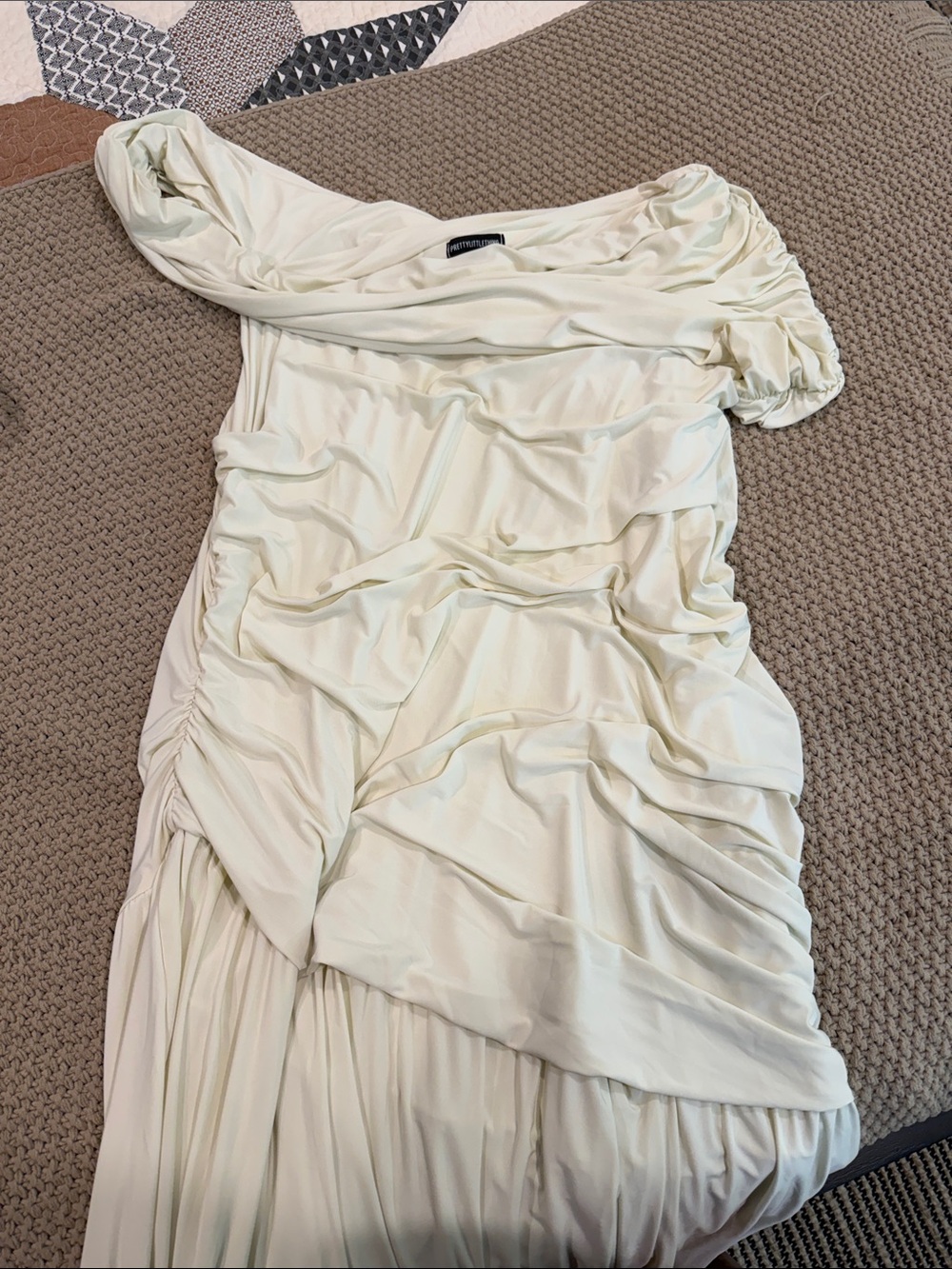PrettyLittleThing Cream One-Shoulder Ruched Maxi Dress with Side Slit - Picture 3 of 3
